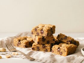 Peanut Butter Chickpea Blondies Recipe